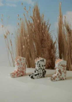 Nashville Cowboy Boot Candle - Desert Peach 6 Oz -Paddywax Aroma Deals Store ncb00 40 1 55698c2c dd0f 466b 98d8 b9bf1c8fbab7